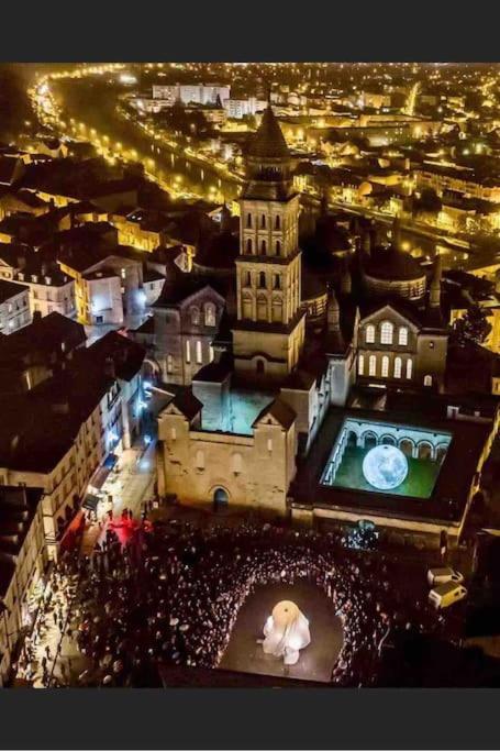 Appartamento Balcon Sur La Riviere Périgueux Esterno foto